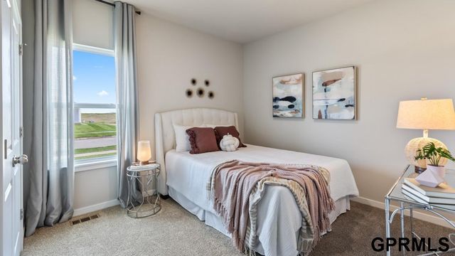 20602 Crestline Street, Gretna, NE 68028