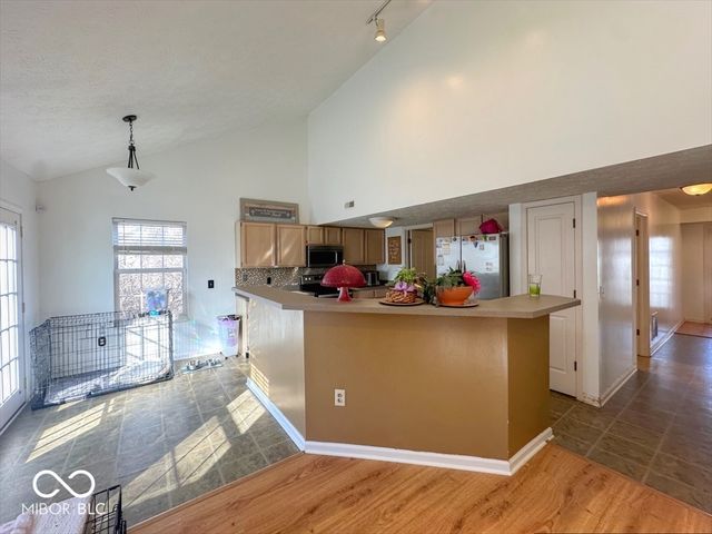 6246 Twin Creeks Drive, Indianapolis, IN 46268