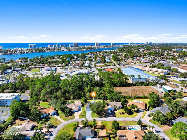 1722 Wahoo Circle, Panama City Beach, FL 32408