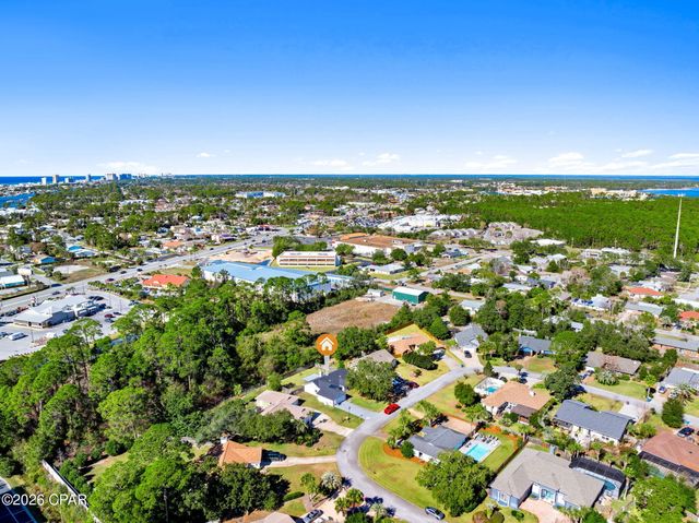 1722 Wahoo Circle, Panama City Beach, FL 32408