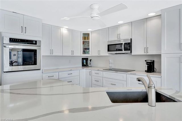 274 Conners AVE, Naples, FL 34108