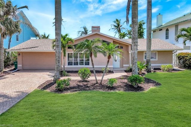 274 Conners AVE, Naples, FL 34108