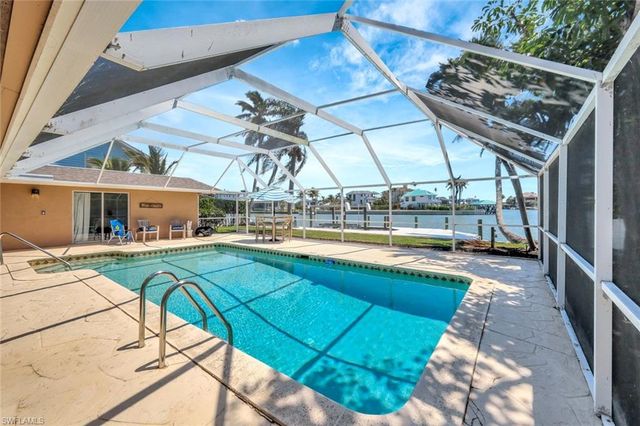 274 Conners AVE, Naples, FL 34108