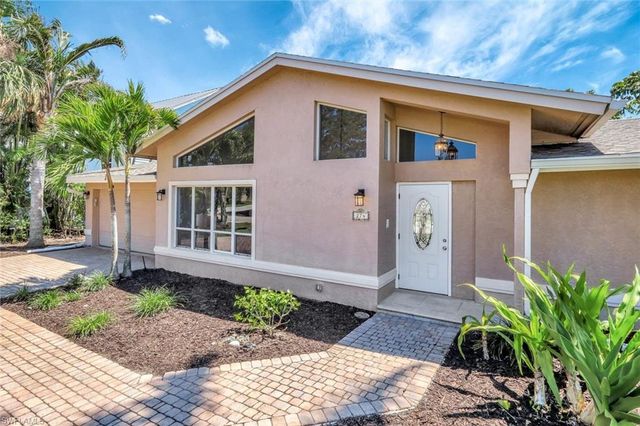 274 Conners AVE, Naples, FL 34108