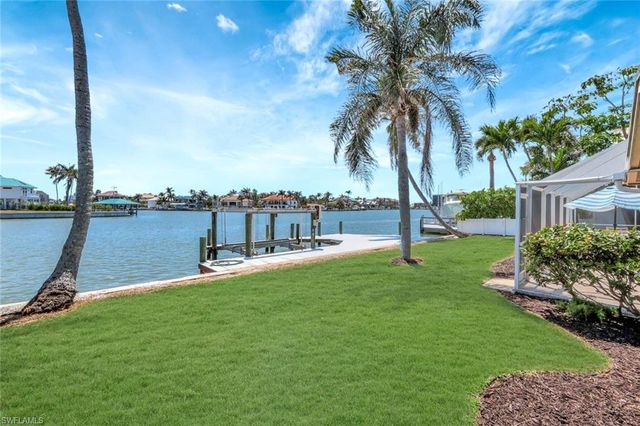 274 Conners AVE, Naples, FL 34108