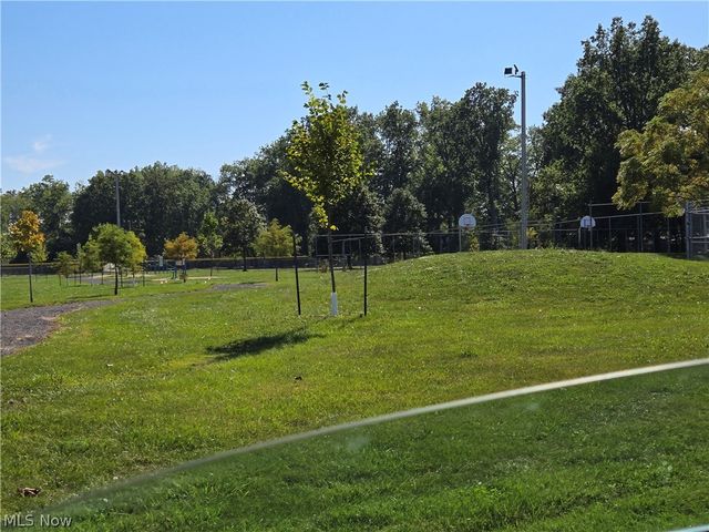 304 Parkland Boulevard, Vermilion, OH 44089