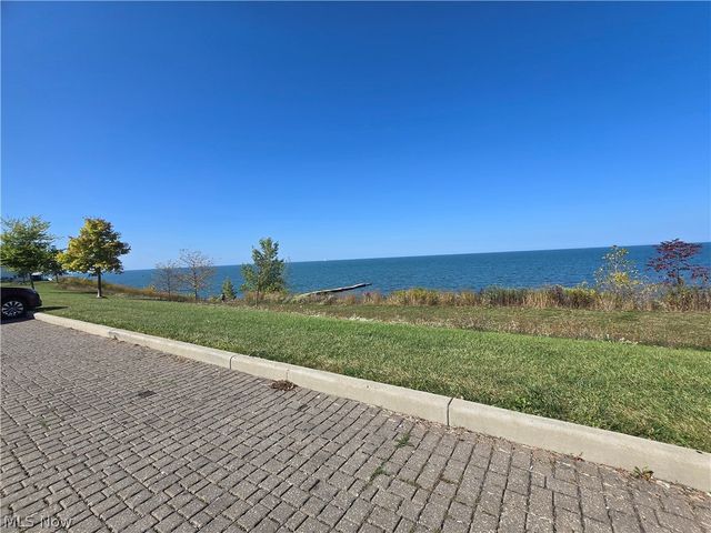 304 Parkland Boulevard, Vermilion, OH 44089