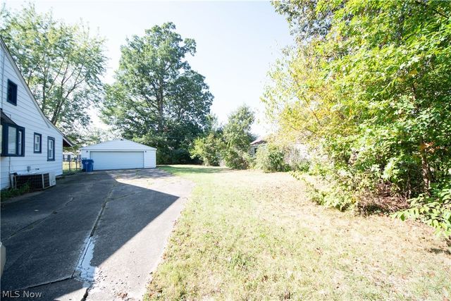 304 Parkland Boulevard, Vermilion, OH 44089