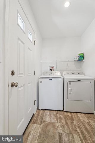 20 DAPHNE COURT, Douglassville, PA 19518
