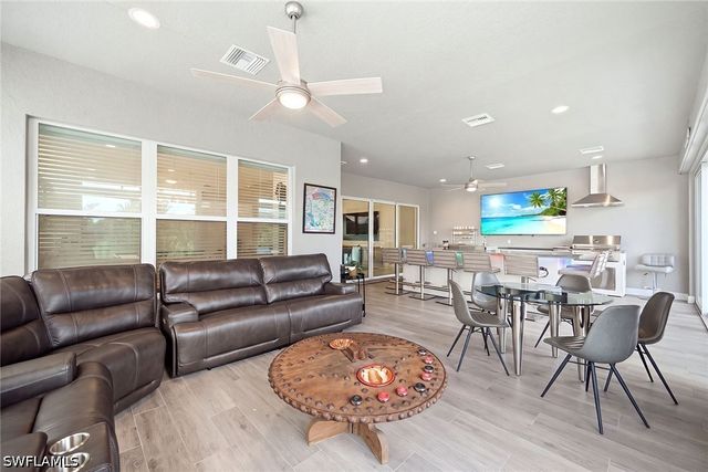 12115 Triton WAY, Naples, FL 34120