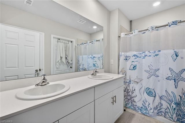 20144 Camino Torcido LOOP, North Fort Myers, FL 33917