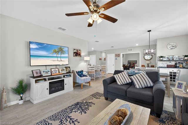 20144 Camino Torcido LOOP, North Fort Myers, FL 33917