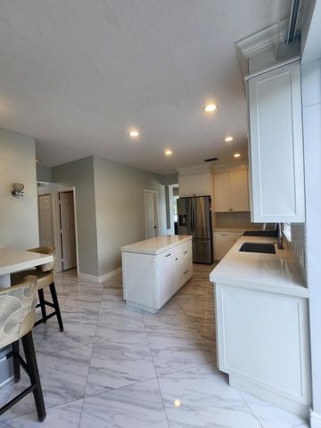 18860 La Costa Lane, Boca Raton, FL 33496