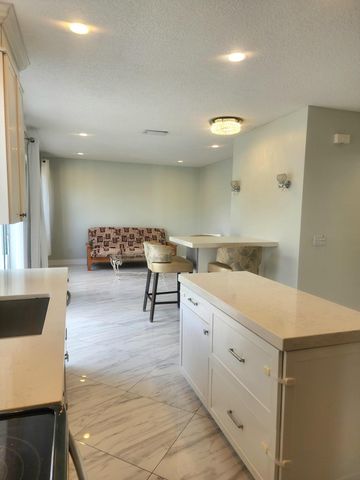 18860 La Costa Lane, Boca Raton, FL 33496