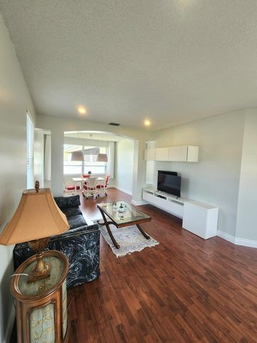 18860 La Costa Lane, Boca Raton, FL 33496