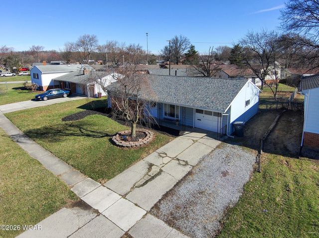 2126 N Metcalf Street, Lima, OH 45801