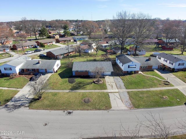 2126 N Metcalf Street, Lima, OH 45801