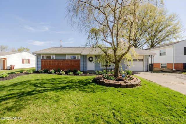 2126 N Metcalf Street, Lima, OH 45801