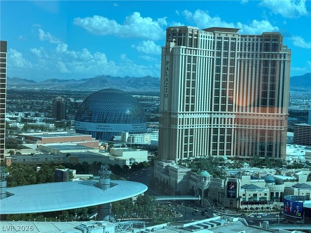 2000 North Fashion Show Drive 4400, Las Vegas, NV 89109