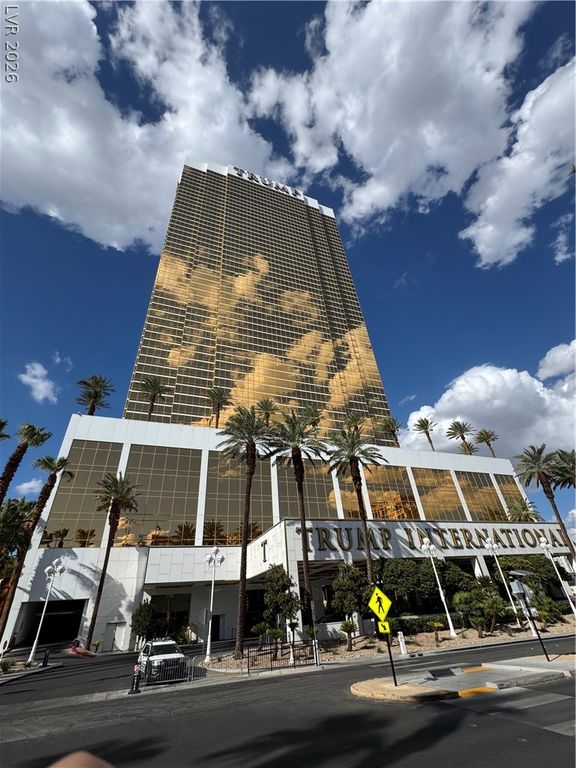 2000 North Fashion Show Drive 4400, Las Vegas, NV 89109 — photo 2