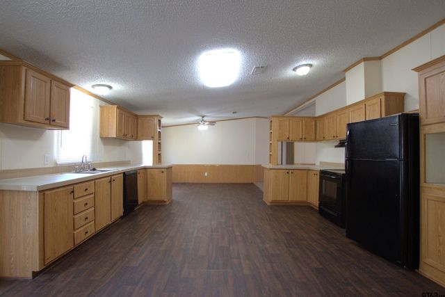 6700 CR 3414, Chandler, TX 75758