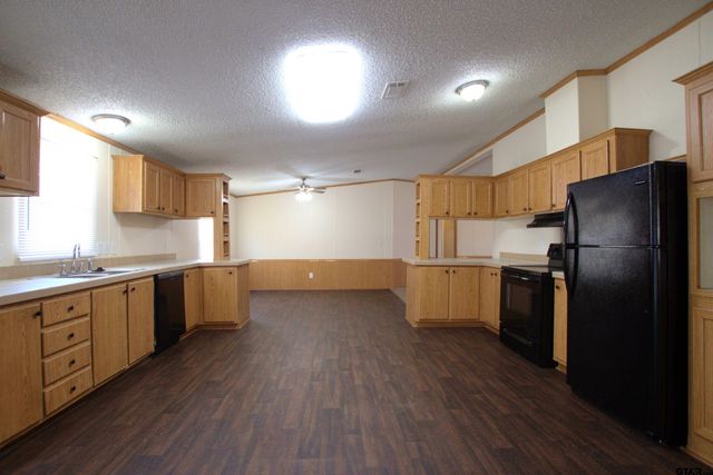 6700 CR 3414, Chandler, TX 75758