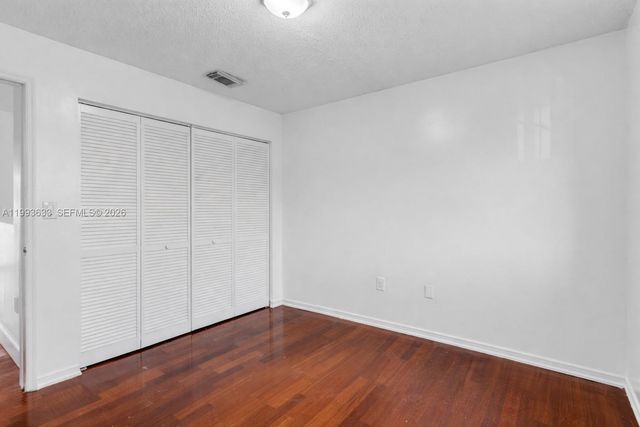 5240 NW 109th Ave 4, Doral, FL 33178