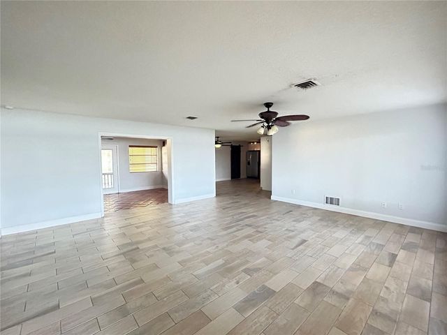 1241 N LAKE ELBERT DRIVE NE, Winter Haven, FL 33881