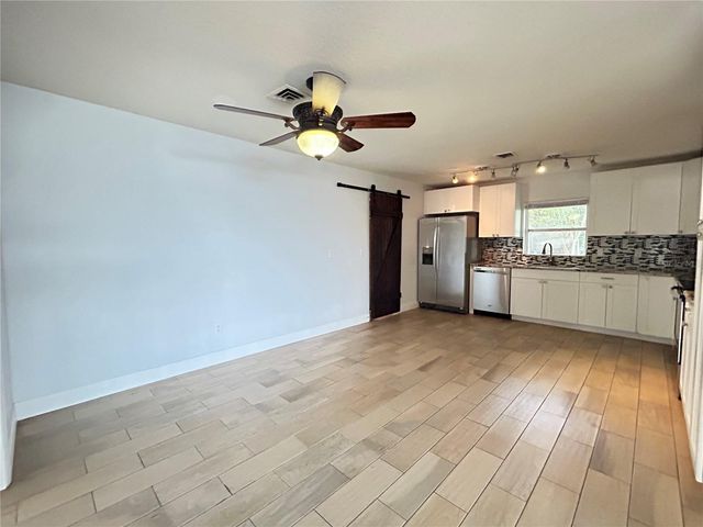 1241 N LAKE ELBERT DRIVE NE, Winter Haven, FL 33881