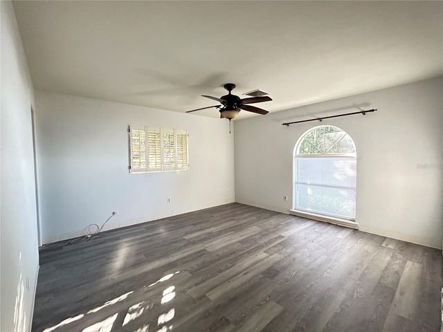 1241 N LAKE ELBERT DRIVE NE, Winter Haven, FL 33881