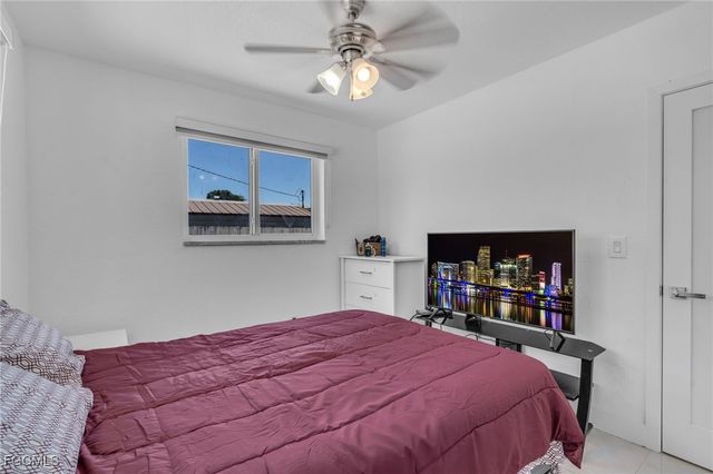 2900 NW 179th ST, Miami Gardens, FL 33056