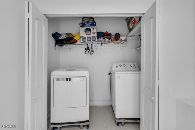 2900 NW 179th ST, Miami Gardens, FL 33056