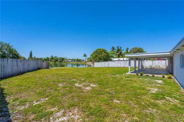 2900 NW 179th ST, Miami Gardens, FL 33056