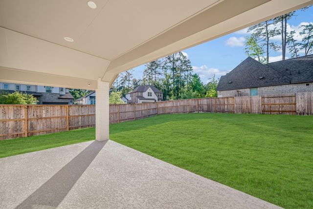 210 West Netleaf Court, Montgomery, TX 77316