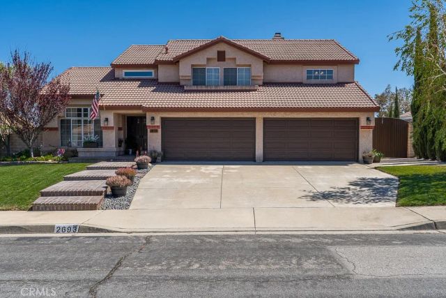 2693 W La Morada Drive, Rialto, CA 92377