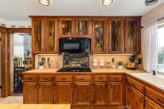 2693 W La Morada Drive, Rialto, CA 92377