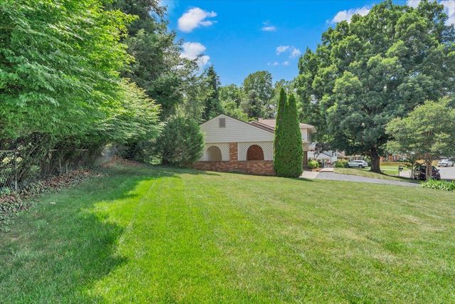3175 Galloway DR, Roanoke, VA 24018