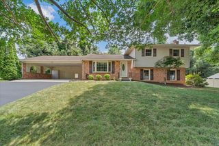 3175 Galloway DR, Roanoke, VA 24018