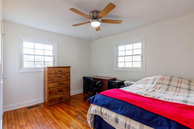 5 E Wotring Street, Rossville, GA 30741