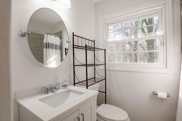 5 E Wotring Street, Rossville, GA 30741