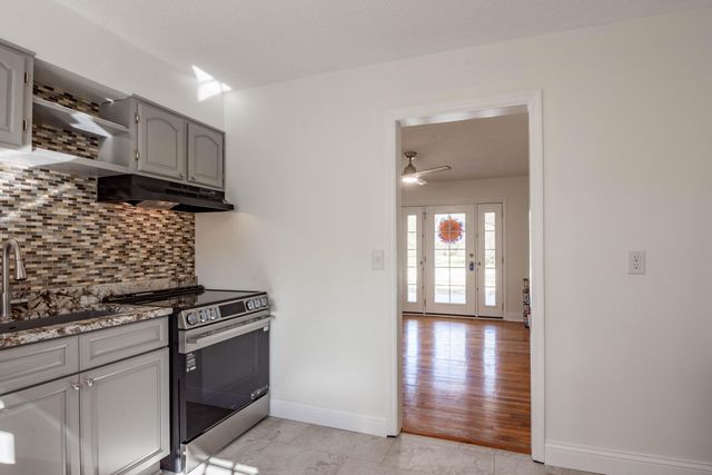 5 E Wotring Street, Rossville, GA 30741