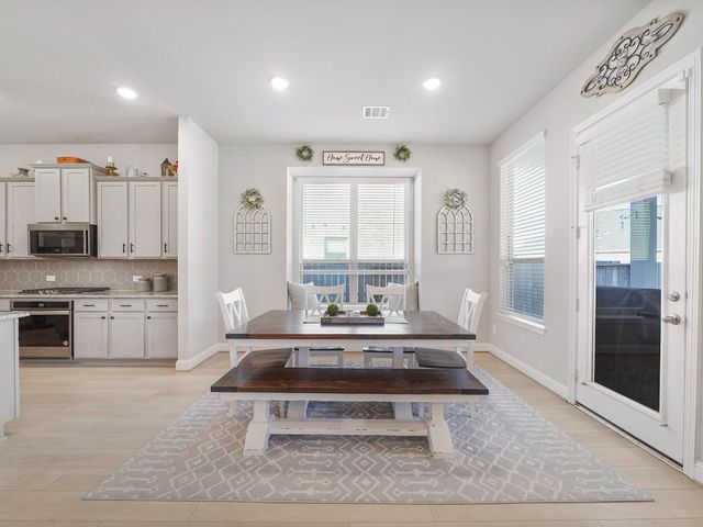 10267 Bayou Oaks Drive, Conroe, TX 77385