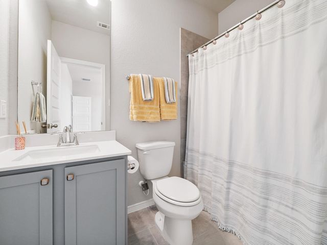 10267 Bayou Oaks Drive, Conroe, TX 77385
