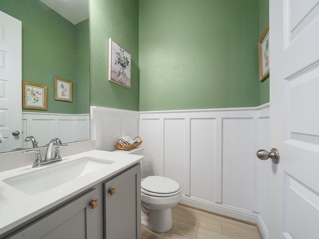 10267 Bayou Oaks Drive, Conroe, TX 77385