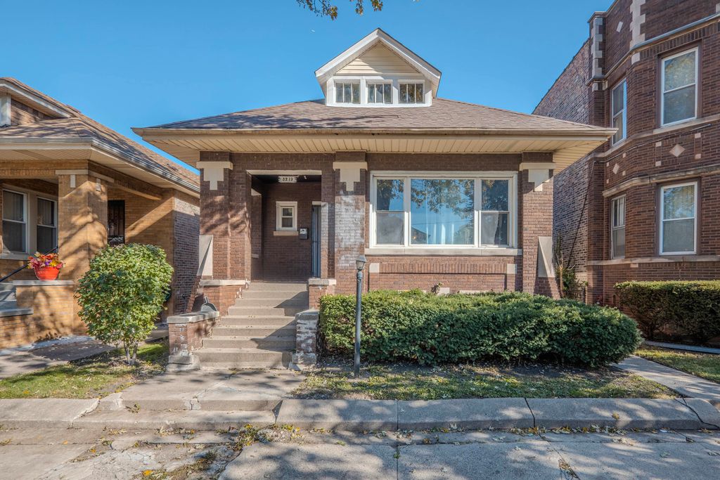 8219 S Throop Street, Chicago, IL 60620