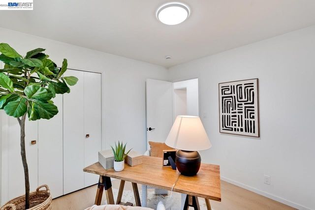 997 Ilima Way, Palo Alto, CA 94306