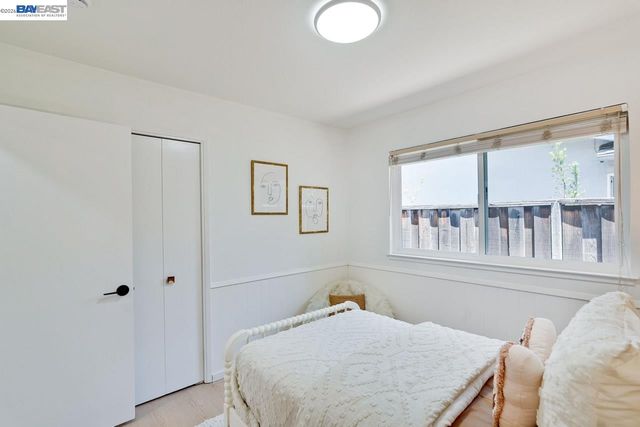 997 Ilima Way, Palo Alto, CA 94306