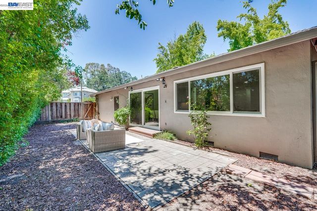 997 Ilima Way, Palo Alto, CA 94306