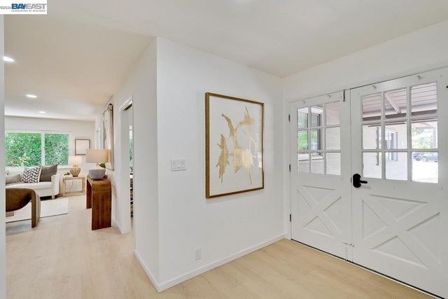 997 Ilima Way, Palo Alto, CA 94306