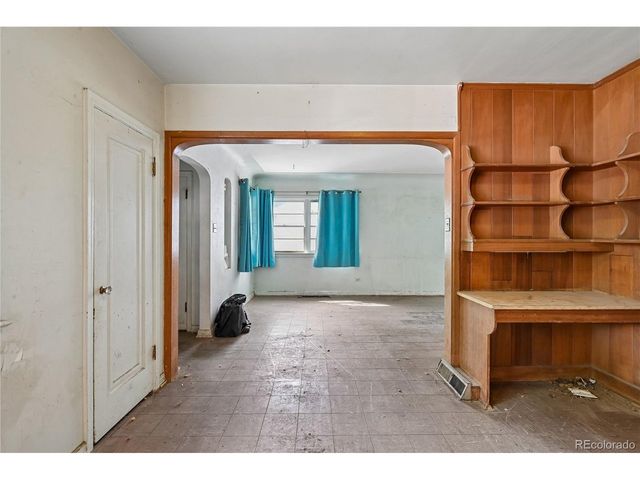 2627 S Clarkson St, Denver, CO 80210
